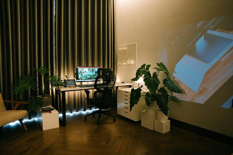 Tips for Creating a Comfortable and Productive Home Office Space